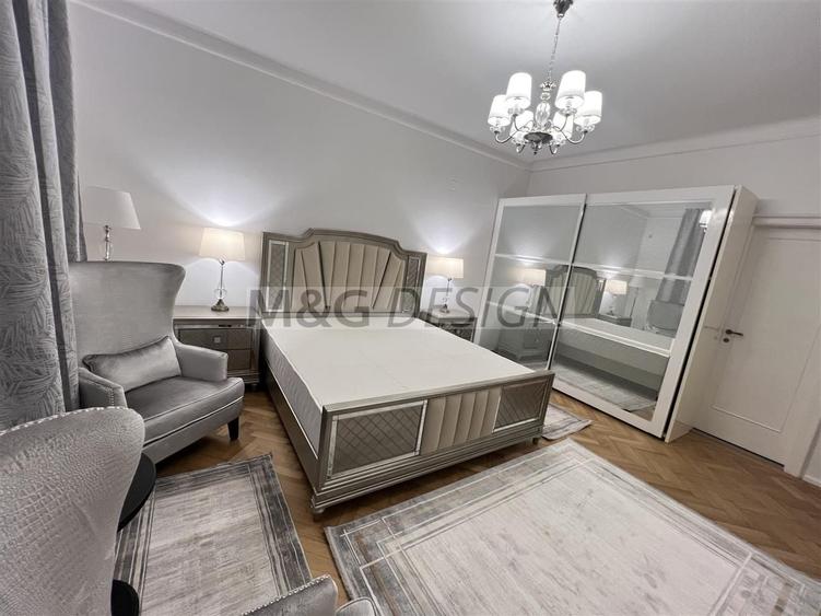 Apartament cu 3 camere decomandat în Ultracentral