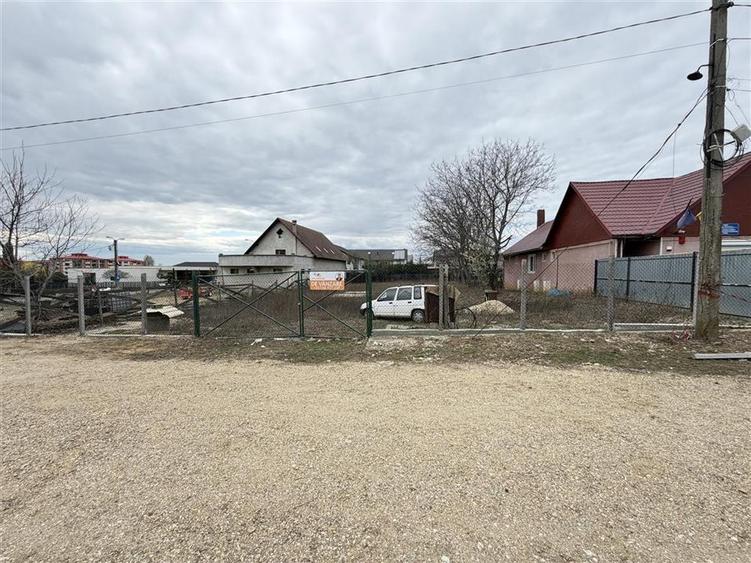TEREN INTRAVILAN | 1395 MP | ZONA CALEA BIHORULUI | ORADEA - 1