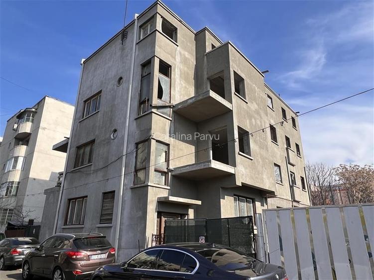 Vanzare imobil CONSOLIDAT pretabil Clinica / Spatii cazare / Birouri / Apartamen Vanzare imobil CONSOLIDAT pretabil Clinica / Spatii cazare / Birouri / Apartamen