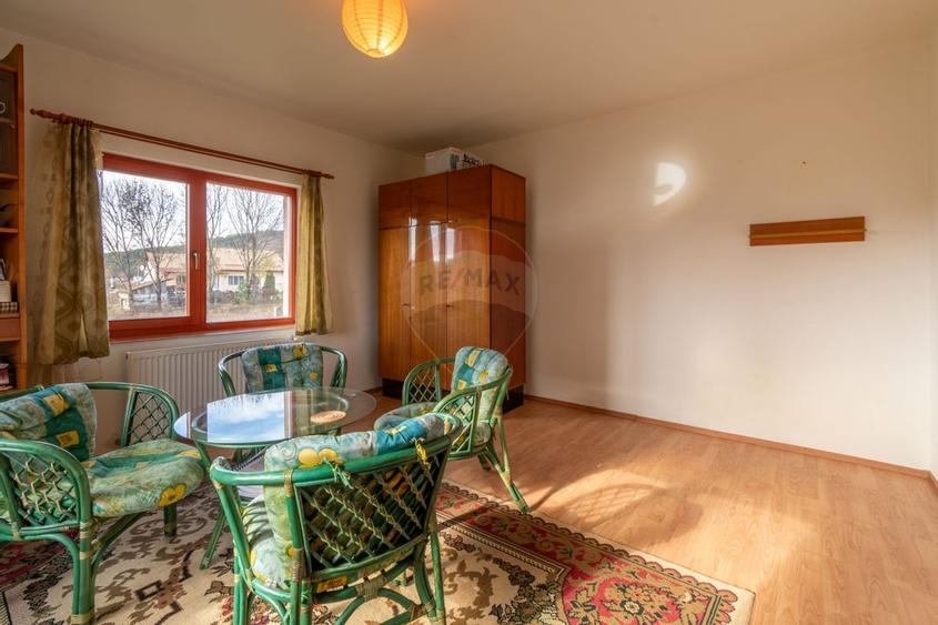 Casa de vanzare Jucu de Mijloc, Zona Panemar Teren intravilan 3301 mp - 8