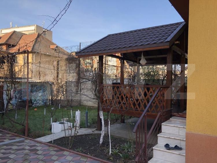 Casa P+1, 5 dormitoare, 450 mp teren, zona semicentrala - 2
