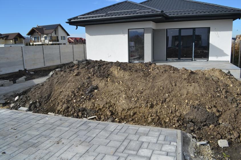 Casa single 4 camere, 110 MP + 500mp teren Stupini - 2