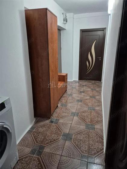 2 camere, decomandat, etaj 5 din 10, Bd.Unirii Sud -comision 0 - 7