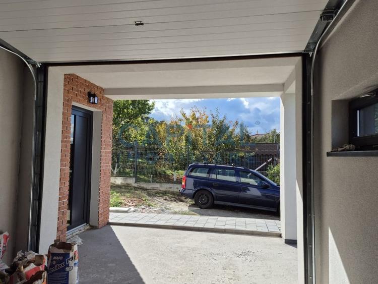 Casa noua superba, finisata si partial mobilata - 4