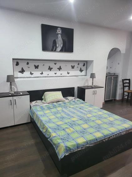 Garsoniera Stefan cel mare, vis a vis de Club Dinamo.Etajul 2 5. - 6