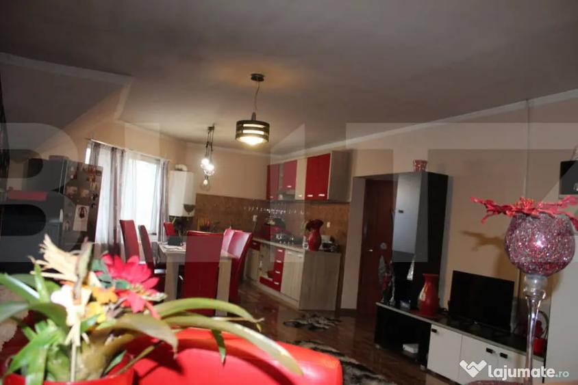Casă cu 4 camere cu Teren 396 Mp în Central
