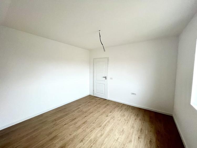 Finalizata, Casa Individuala, Asfalt - 8