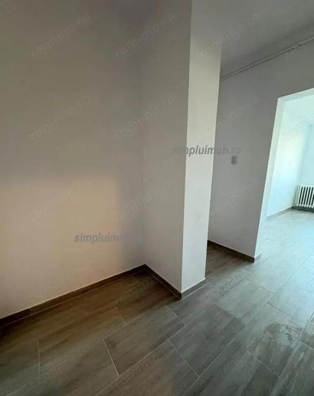 Garsoniera Decomandata Renovata Metrou Costin Georgian - 5