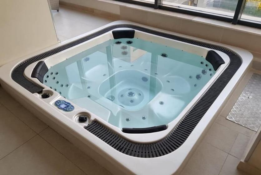 ALEZZI SPA/APARTAMENT 3 CAMERE 2 BAI/MAMAIA NORD/LOCATIE UNICA/PARCARE PROPRIE/ - 4