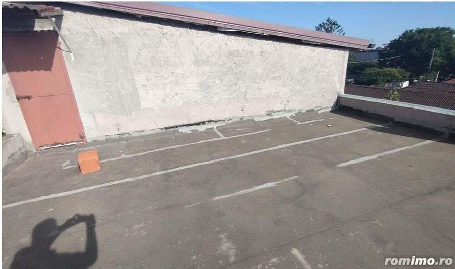 Casa Km 4-5 doua familii - 18