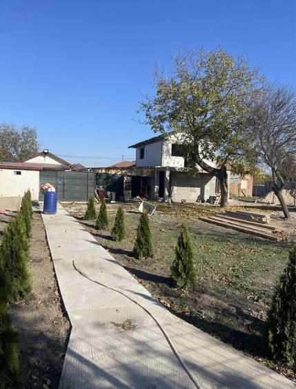 De VANZARE-3spati comerciale + 2 terase +casa P+etaj+curte - 7