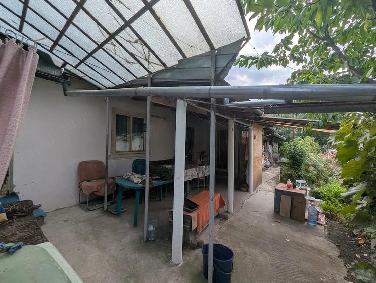 Casă cu Teren 500 Mp în Central