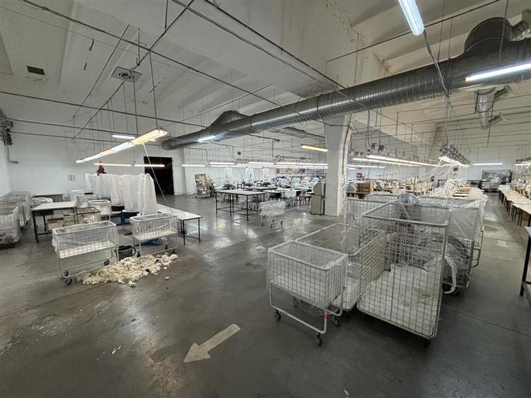 Spațiu industrial, de 30,130 mp, în Central