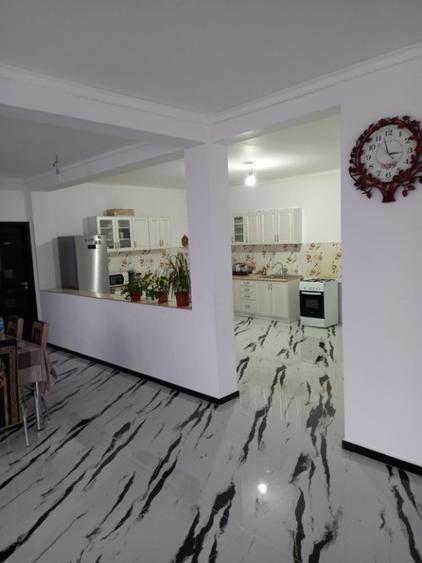 Casă cu 5 camere cu Teren 400 Mp în Central