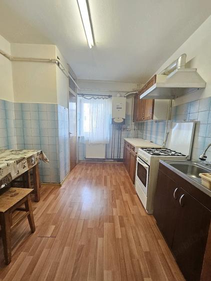 Apartament cu 3 camere decomandat în Exercițiu