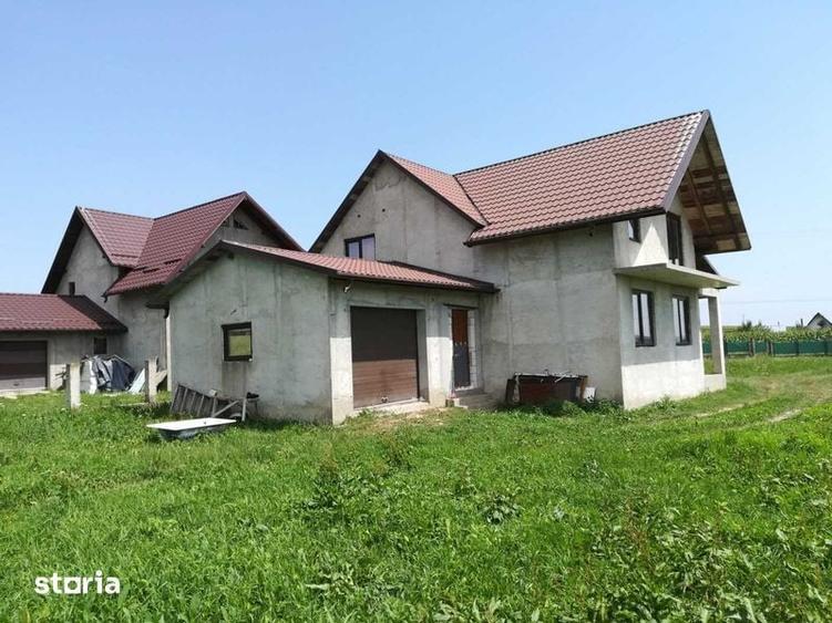 Casă cu 4 camere cu Teren 199 Mp în Central