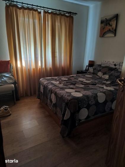 Vand casa parter cu mansarda Coliba?i - 1