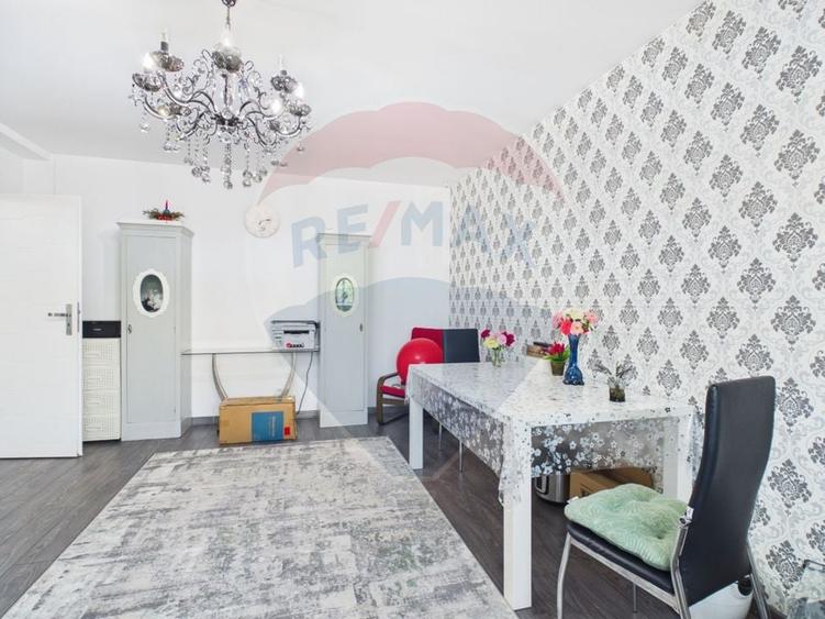 Casă individuală cu 4 camere cu Teren 248 Mp în Berceni