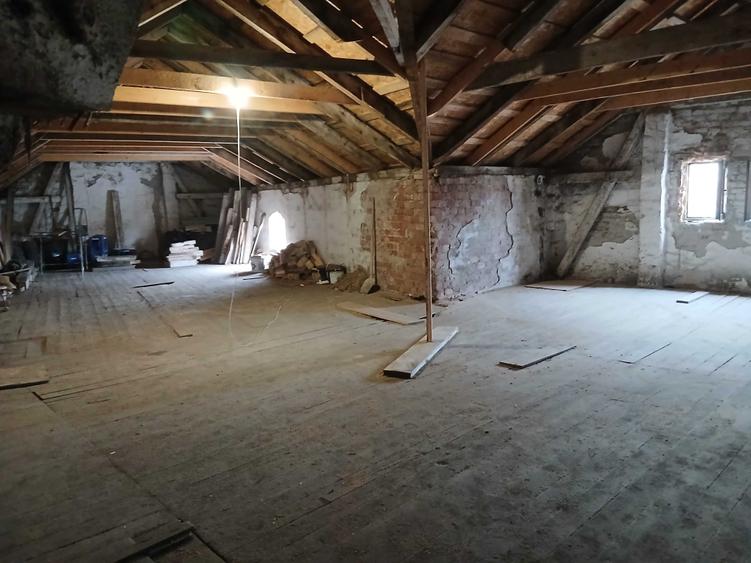 Spațiu comercial, de 140 mp, în Central