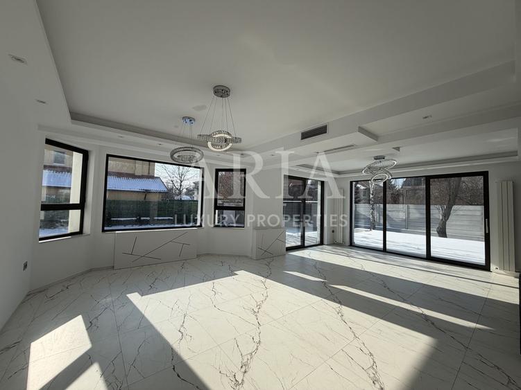 Casă individuală cu 7 camere cu Piscina în Pipera
