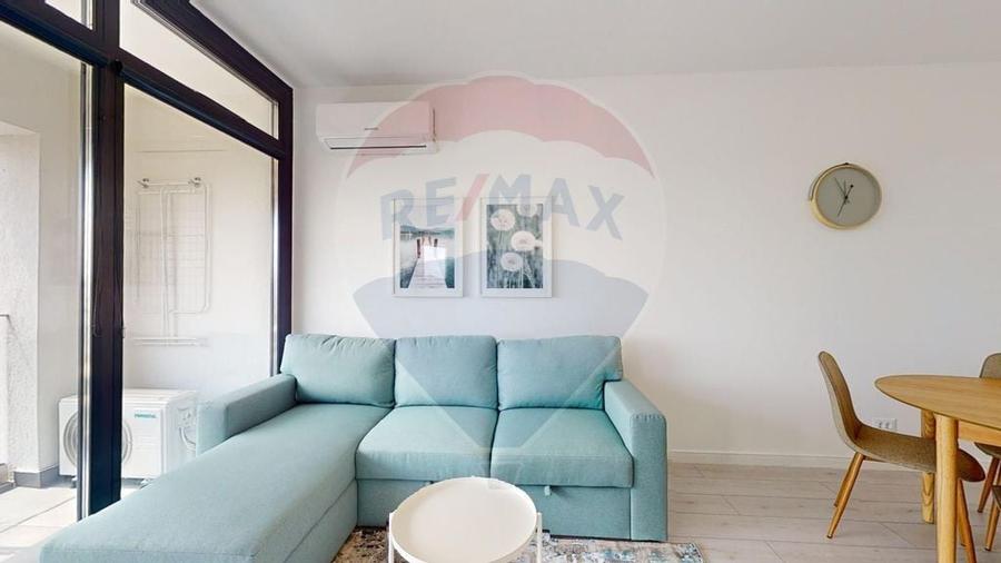 Apartament cu 2 camere decomandat în Central