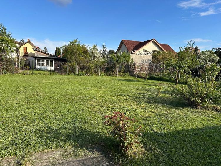 Casă cu 2 camere cu Teren 900 Mp în Cedonia