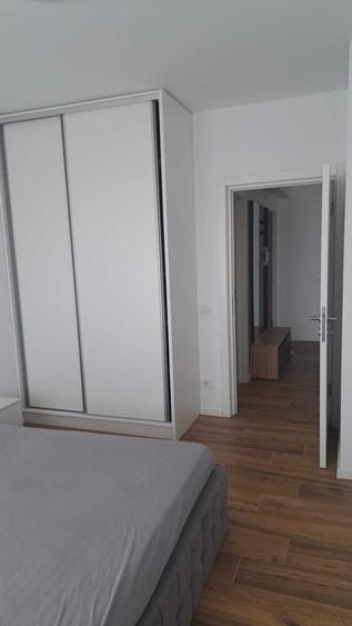 Apartament cu 3 camere decomandat în Exterior Vest