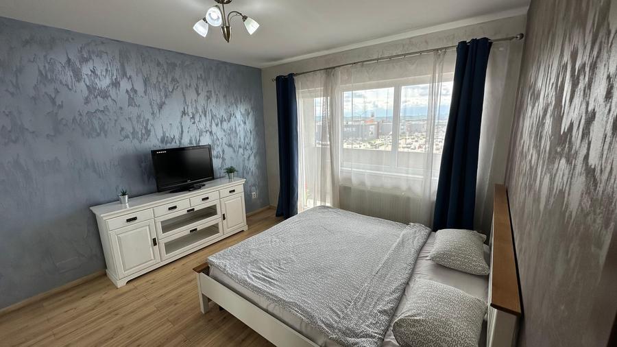 Apartament cu 2 camere decomandat, mobilat în Mihai Viteazul