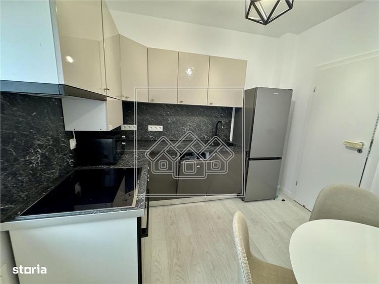 Apartament cu 2 camere decomandat în Vest