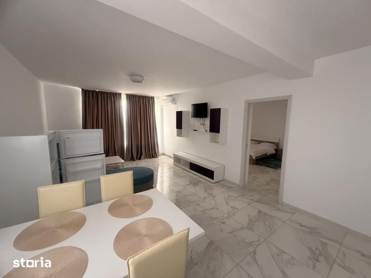 Apartament cu 2 camere semidecomandat în Șimnicu de Sus