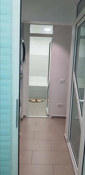 Vand apartament 4 camere decomandat. Direct proprietar - 4