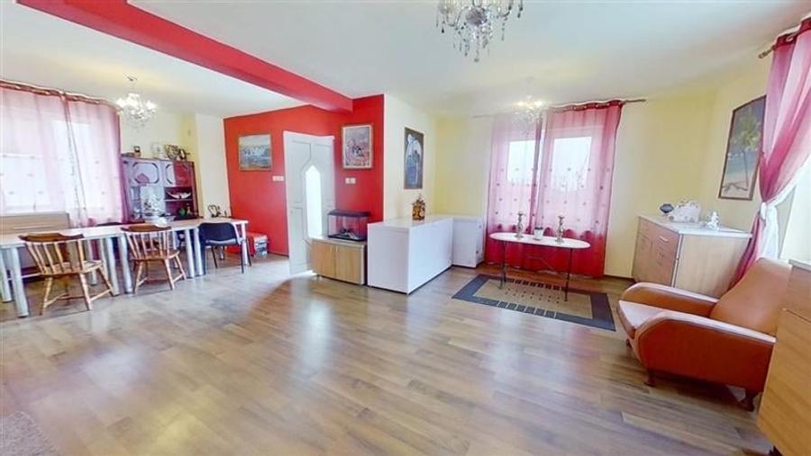 Casa, dotari preferentiale, garaj, curte, gradina, extindere teren, Central, Ras - 14