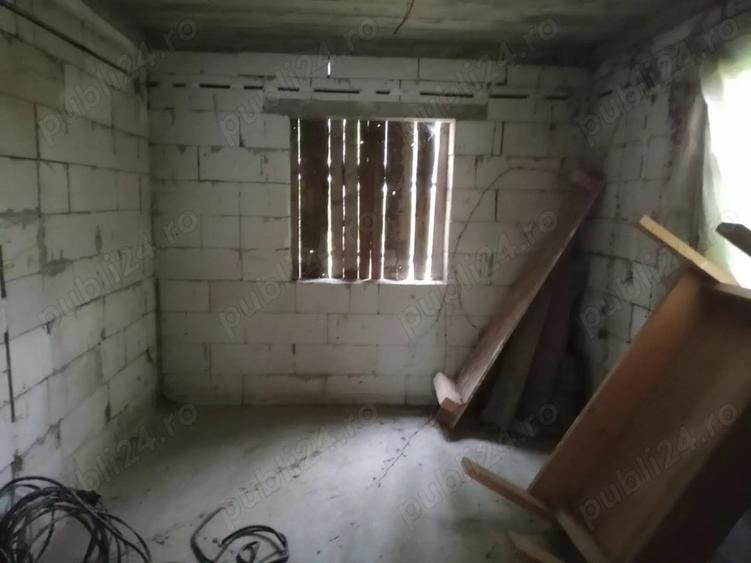 Vand casa la rosu cu 500mp teren - 8