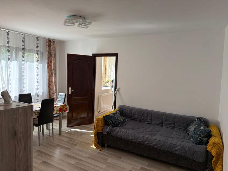 Apartamente de vanzare zona Intim - 3