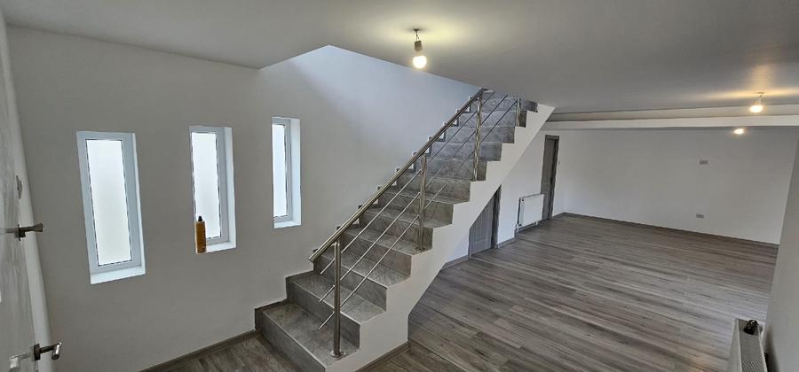 Vilă P+M București Sector 6  - 1