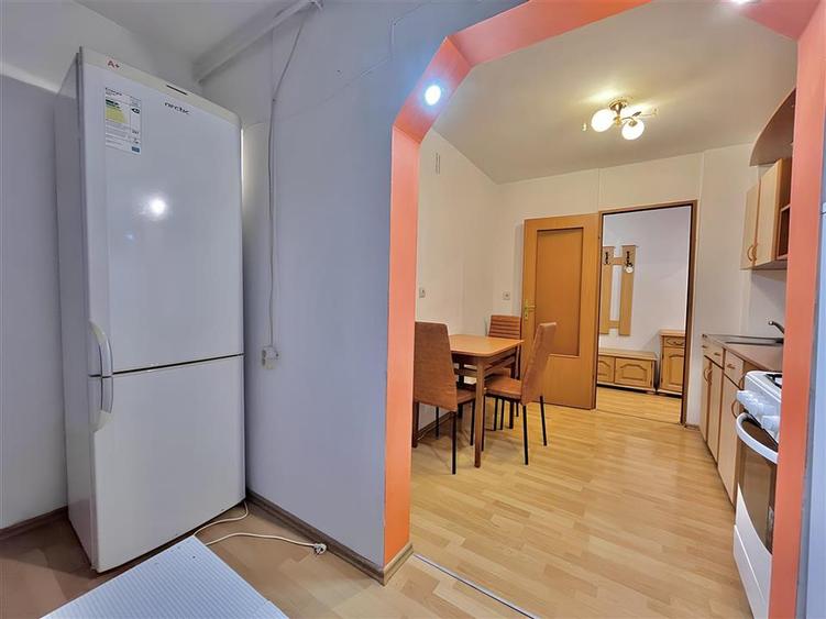 2 Camere Decomandate in Racadau la Etaj Intermediar - 9