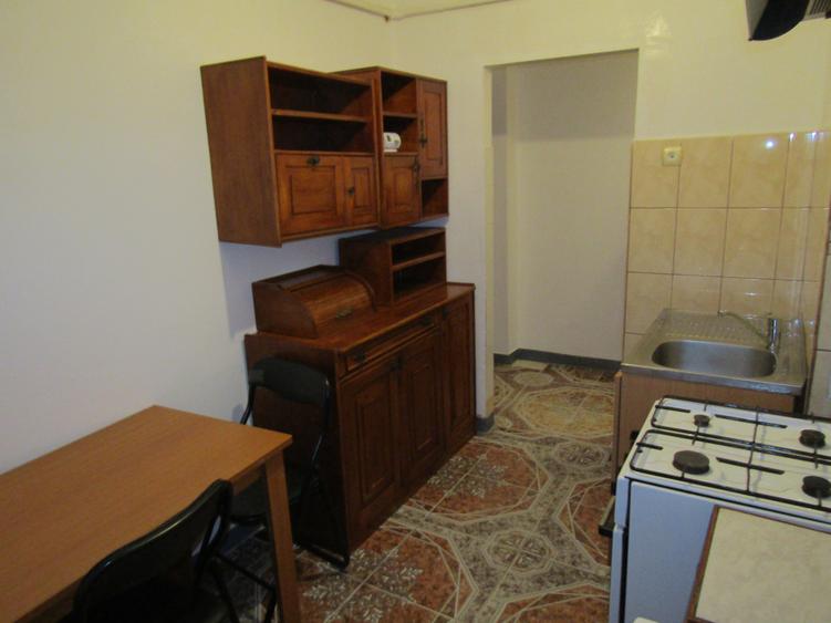 Apartament doua camere, semidecomandate, str. Aleea Petuniei, - 3
