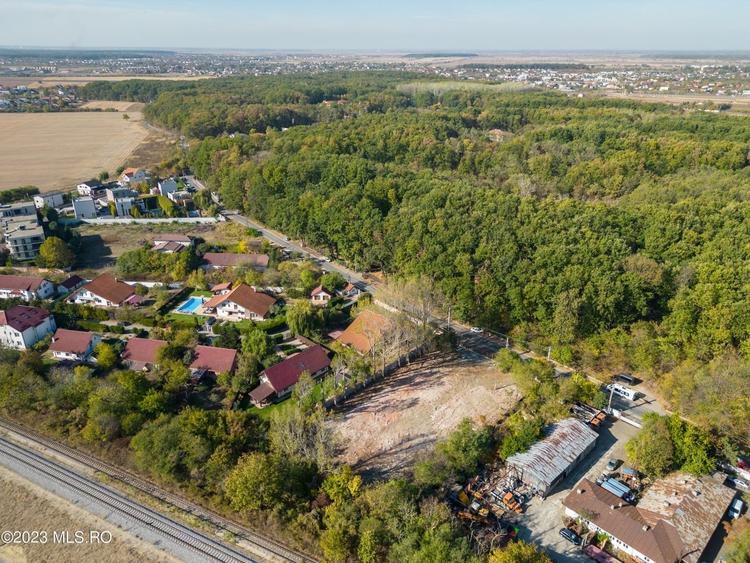 Teren Corbeanca, 3.120 mp, vis-a-vis de padure, Petresti, acces imediat la DN1 - 13