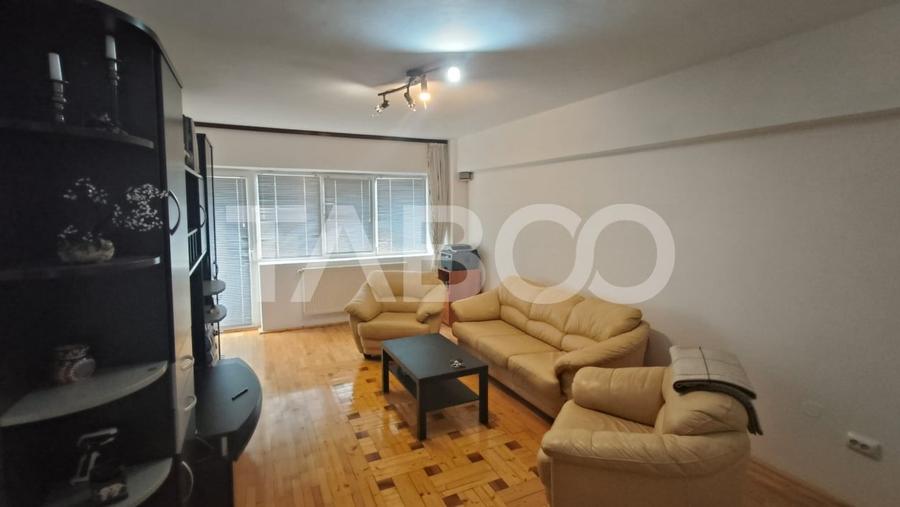 Apartament cu 3 camere garaj si pivnita de vanzare in Sebes - 11