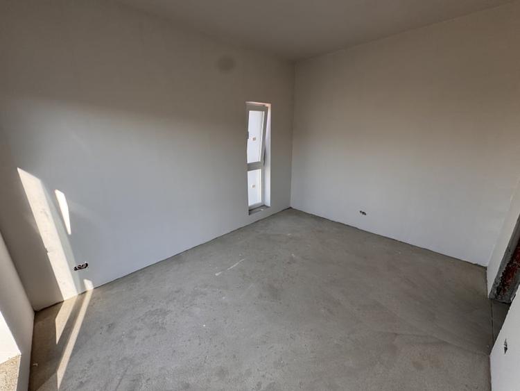 DIRECT DEZVOLTATOR, TOATE UTILITATILE, PREMIUM, IZOLAT FONIC - 5