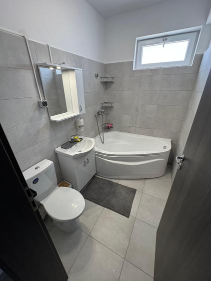 Inchiriez Garsoniera - 2