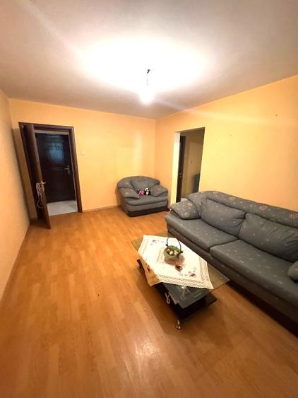 boema-3 camere,circular,parter cu balcon - 10