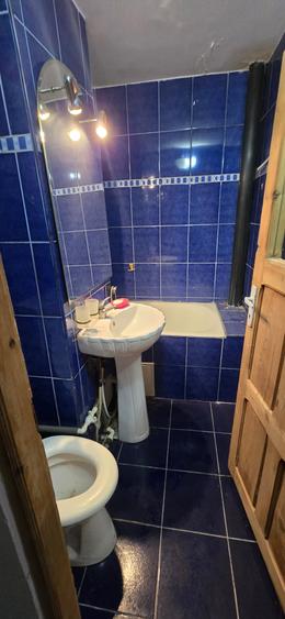 ETaj 1 , micro 9 Târgoviște. Vanzare apartament 2camere - 1