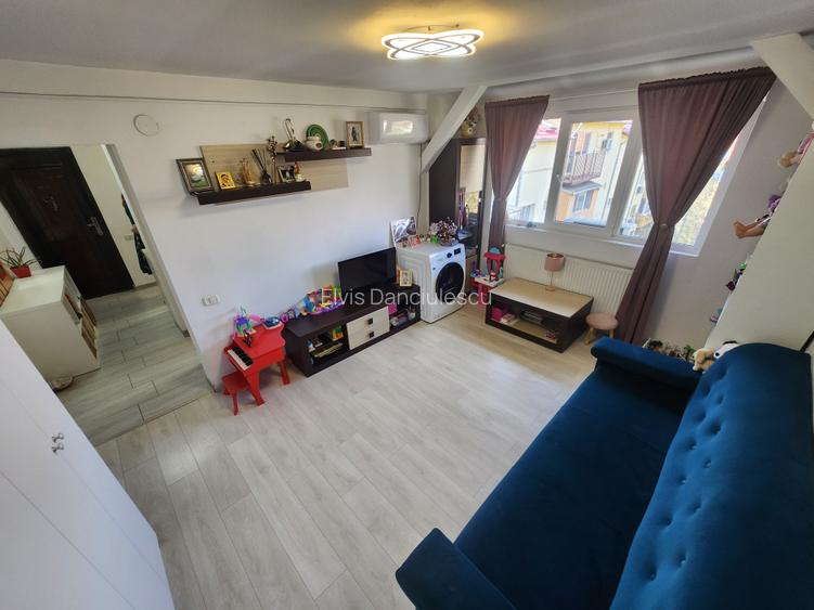 2Cam-Nou-Girocului-3min Spitalul Judetean-AC.-Mobilat-45Mp-67000 Euro-Negociabil 2Cam-Nou-Girocului-3min Spitalul Judetean-AC.-Mobilat-45Mp-67000 Euro-Negociabil