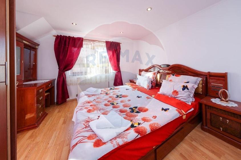 Casă individuala cu 6 camere - 7