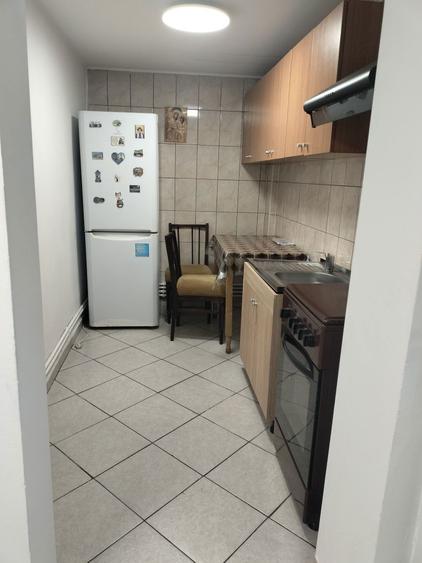 Inchiriez garsoniera la curte - 3