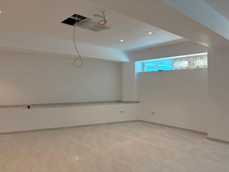 Unirii, sp.comercial, 100mp, demisol, pretabil salon/spa, birouri, 1500Euro/luna - 2