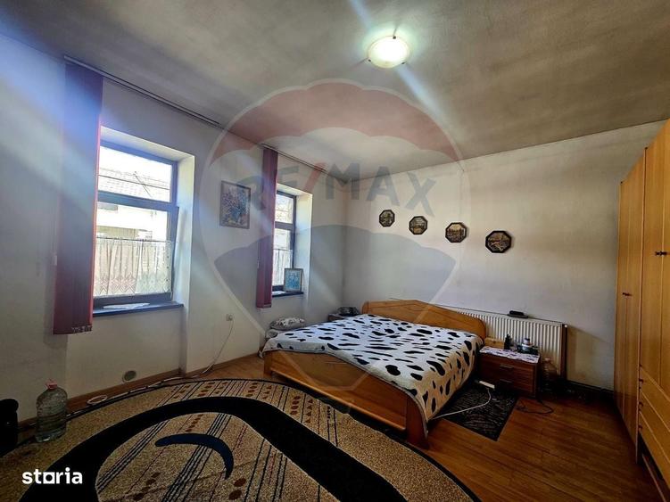 Casa de vanzare - 1