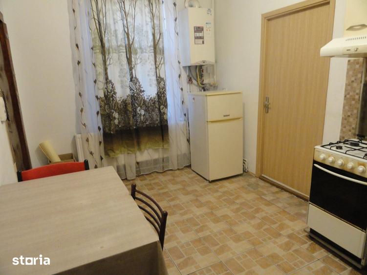 Apartament 2 camere, etaj, 2 Bdul Revolutiei, 103 mp, renovat, mobilat - 6