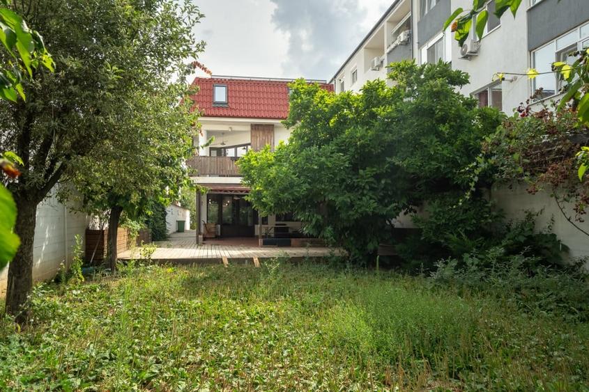 VANZARE VILA 12 CAMERE POPESTI LEORDENI – DRUMUL FERMEI – COMISION 0% - 50